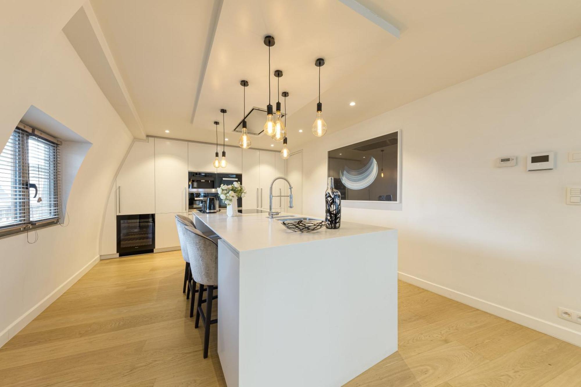 Triplex Penthouse In The City Center Bryssel Exteriör bild